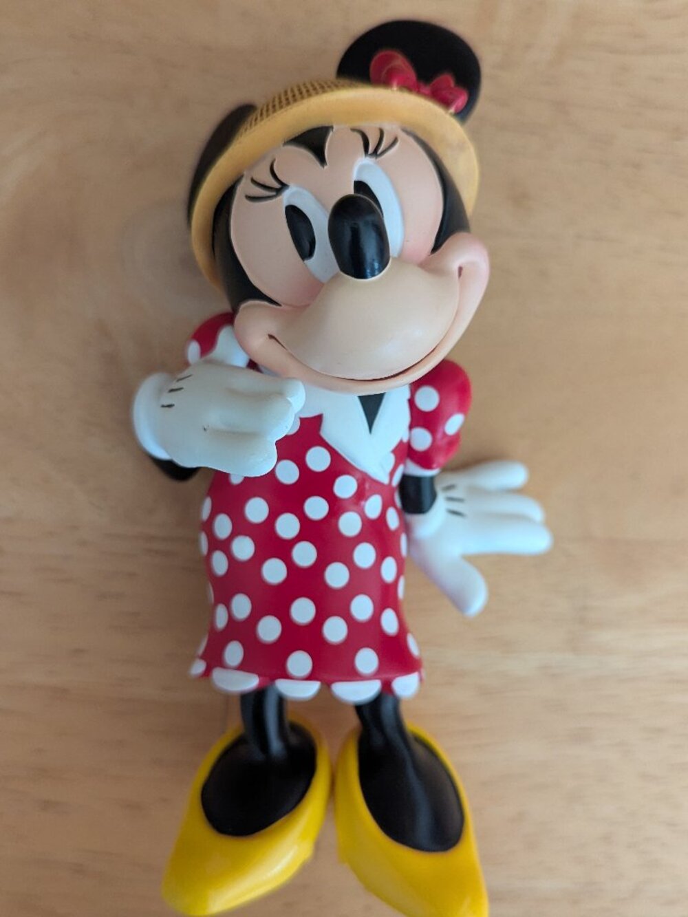 Disney Showcase Collection "Dapper Mickey/ Minnie Mouse Art of Disney 5" Minnie